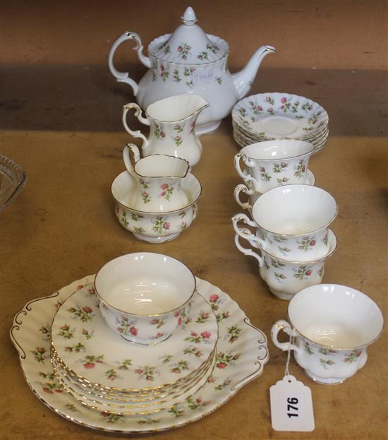 Royal Albert Winsome teaset